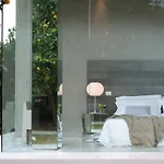 Zash Country Boutique & 3*