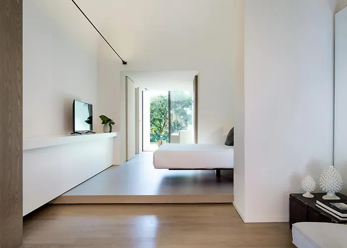 Zash Country Boutique & 3*