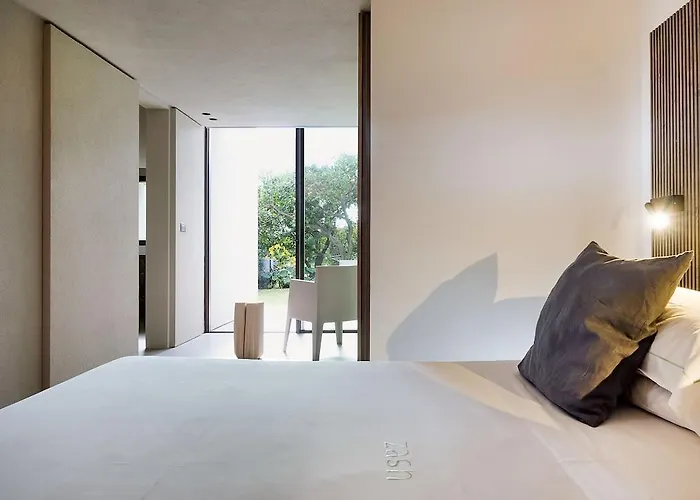 ホテル Zash Country Boutique &