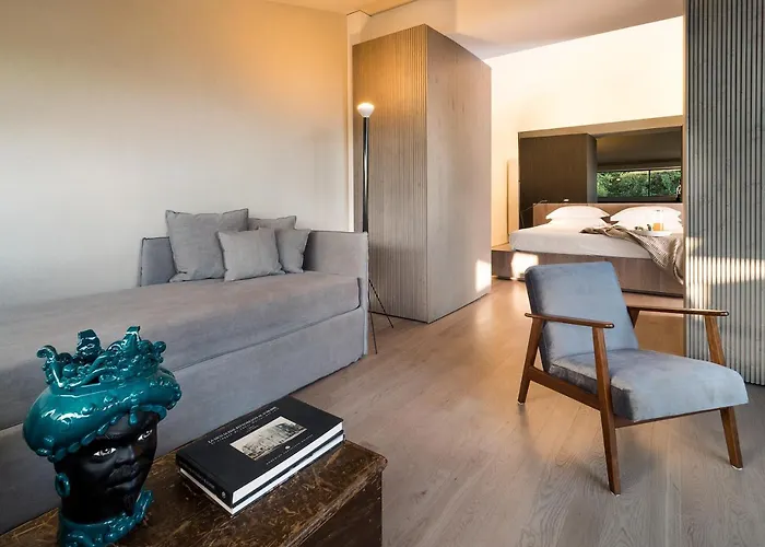 Zash Country Boutique & ホテル 3*